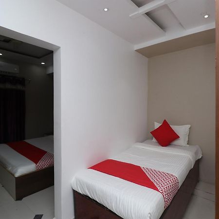 Hotel O Swastik Resort Colonelganj Экстерьер фото