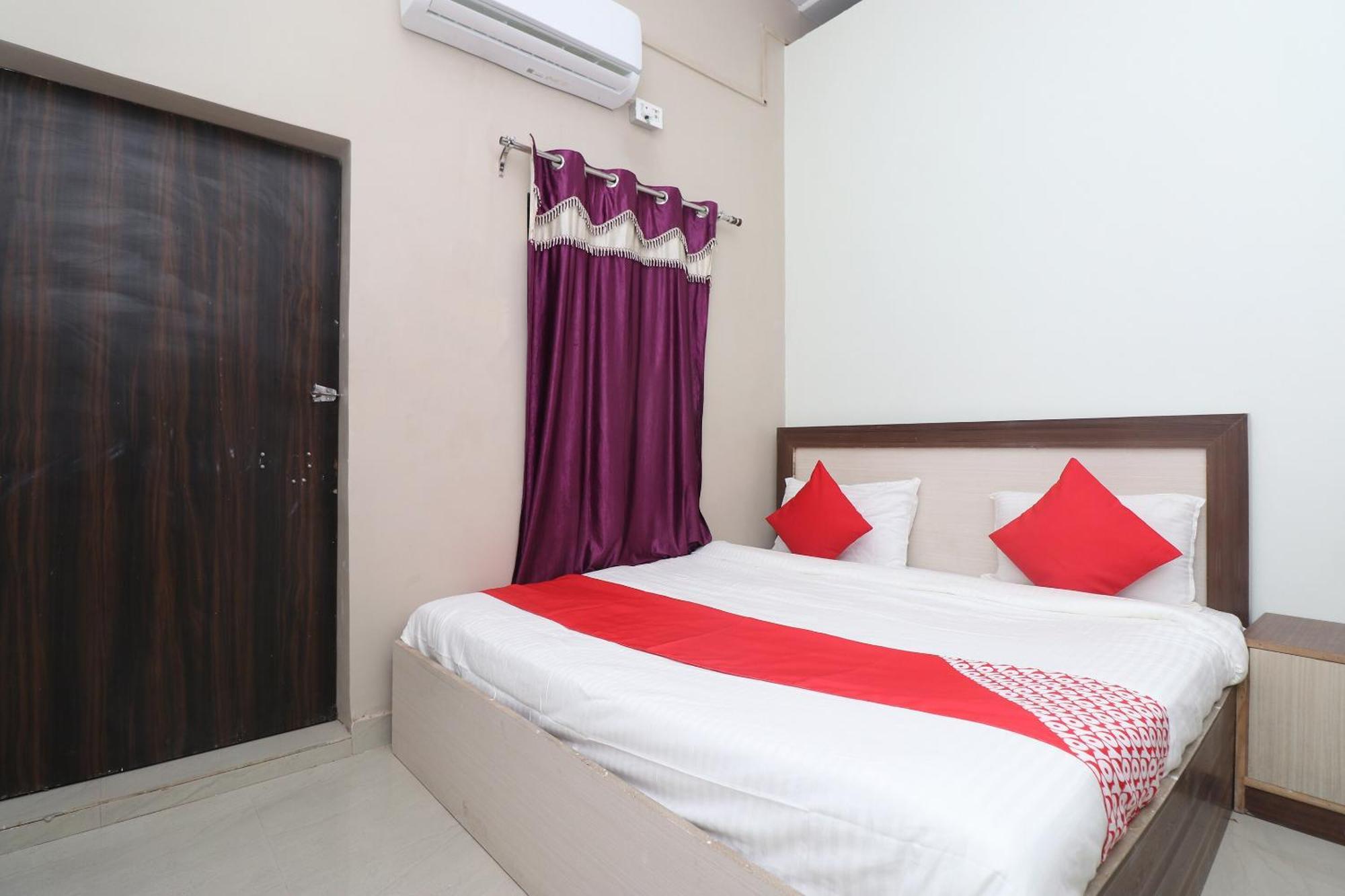 Hotel O Swastik Resort Colonelganj Экстерьер фото
