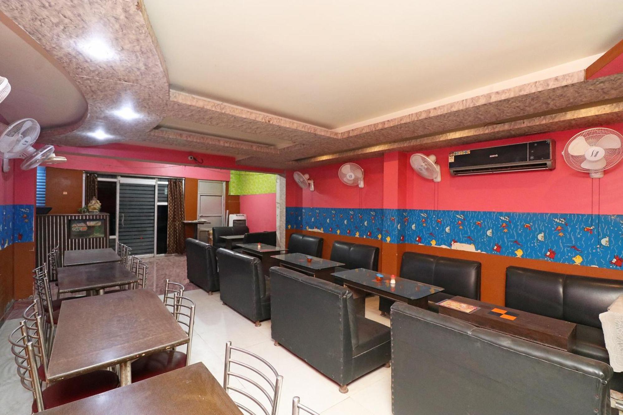 Hotel O Swastik Resort Colonelganj Экстерьер фото